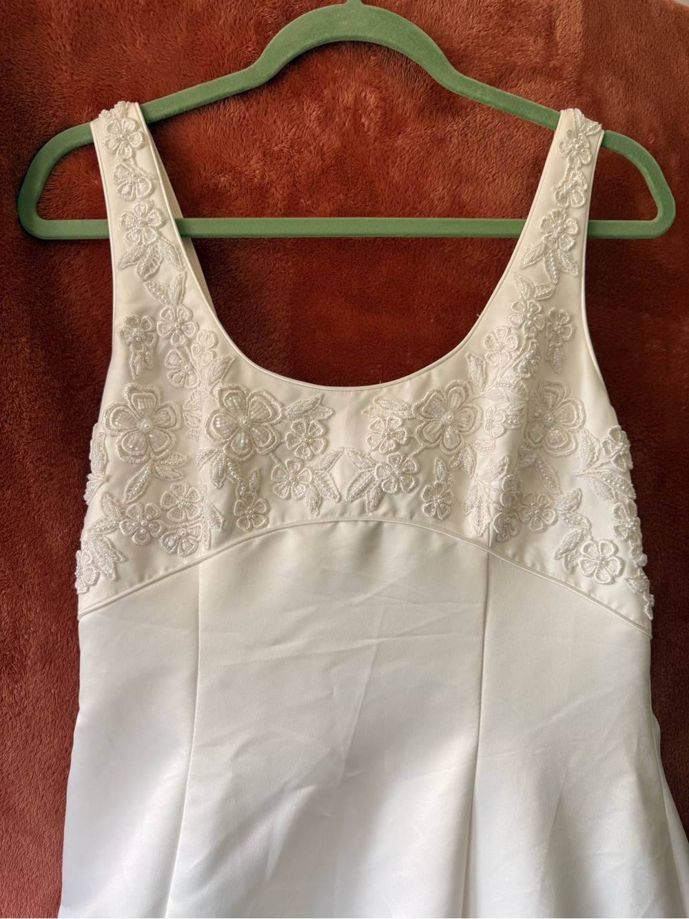 Women's Ivory Beaded Floral Bodice Wedding Dress - Picture 4 of 12